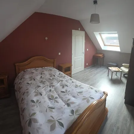 Proche Circuit 24h Du Mans Couette-café Spay